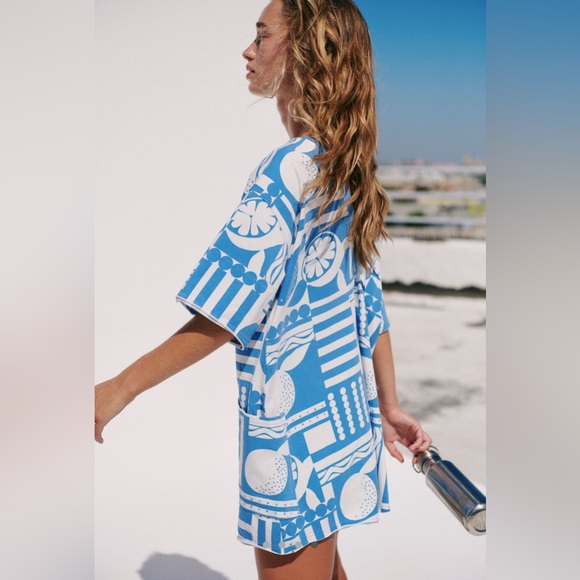 🔥SOLD!! NWT FREE PEOPLE HOT SHOT PRINTED ROMPER | SUNDAY MARKET BLUE - Picture 2 of 5